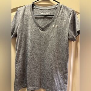 Under Armour Women's Heather Gray V-Neck Tee